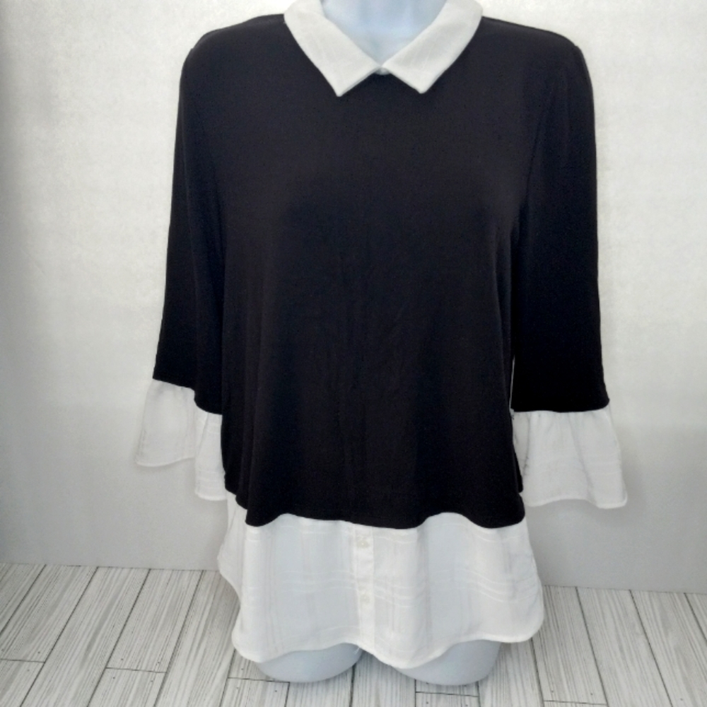 Elle Black & White Preppy Dark Academia Bell Sleeve Collared Blouse